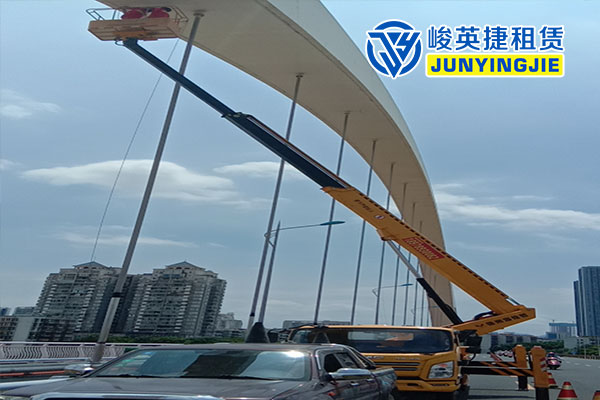 上林柳州桥梁检测施工现场